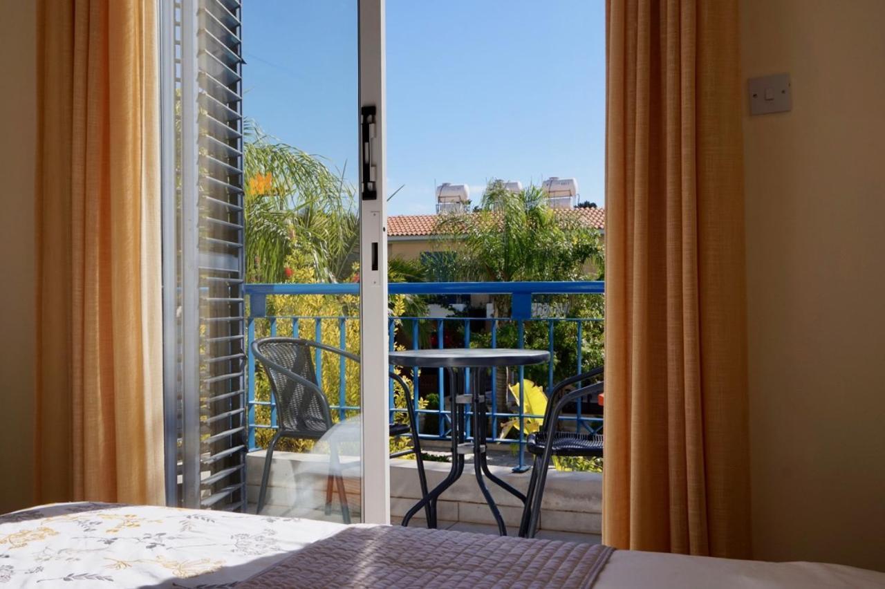 Villa Ilios In Kato Paphos Bagian luar foto